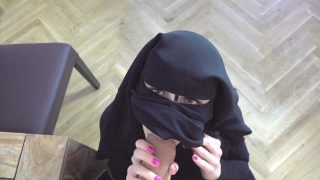 SexWithMuslims – Poor muslim niqab girl